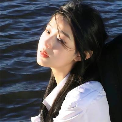 萍水相腐檐廊下